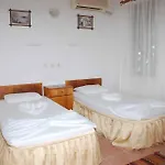 Ani Pension 卡斯